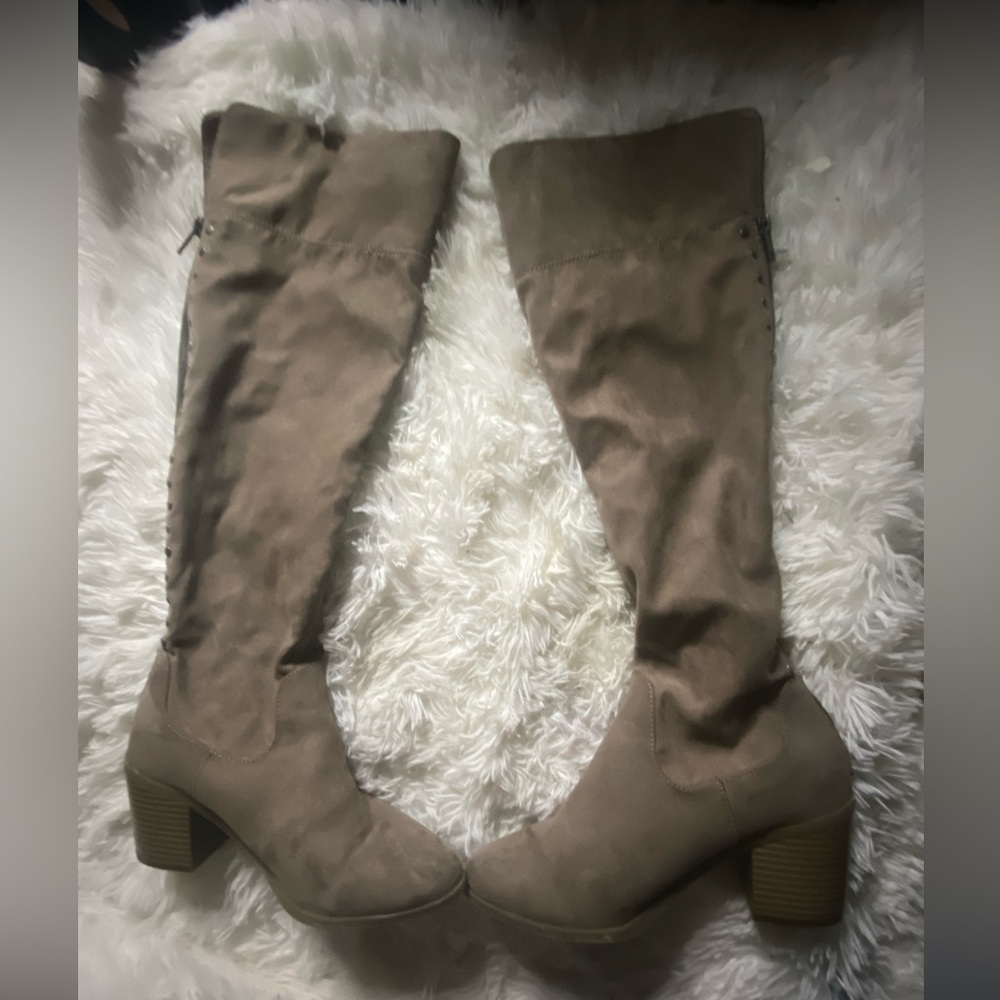 2/$20 Madden Girl Size 7 Boots